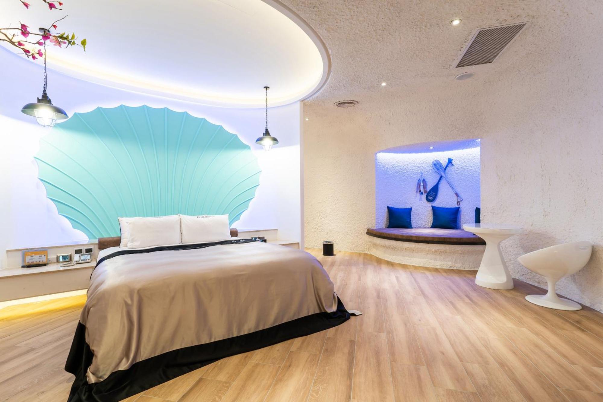 Aquarius Motel Taichung Bagian luar foto